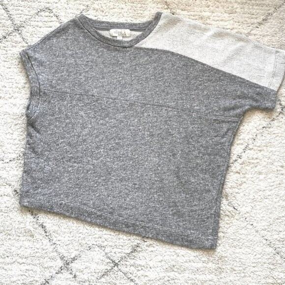 Olive & Oak Asymmetrical Sweatshirt Size S - Picture 4 of 6